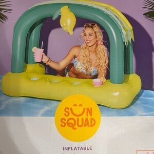 Inflatable Lemon Pool Bar